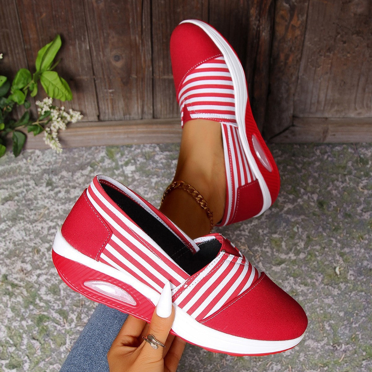 Striped Canvas Casual Round Head Comfortable Lightweight Women's Shoes