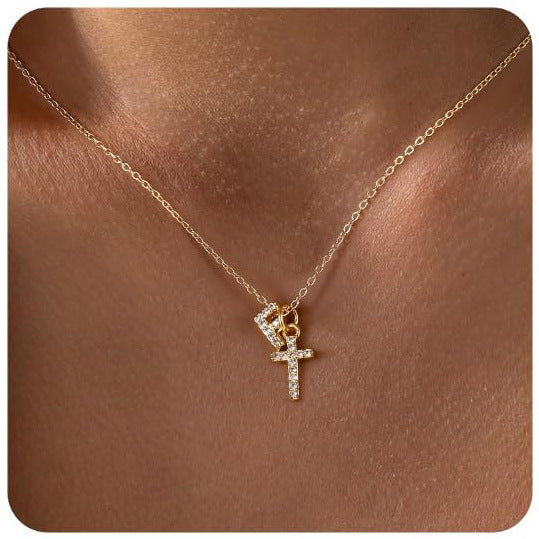 European And American Zircon Inlaid 26 Letter Necklace With Diamonds