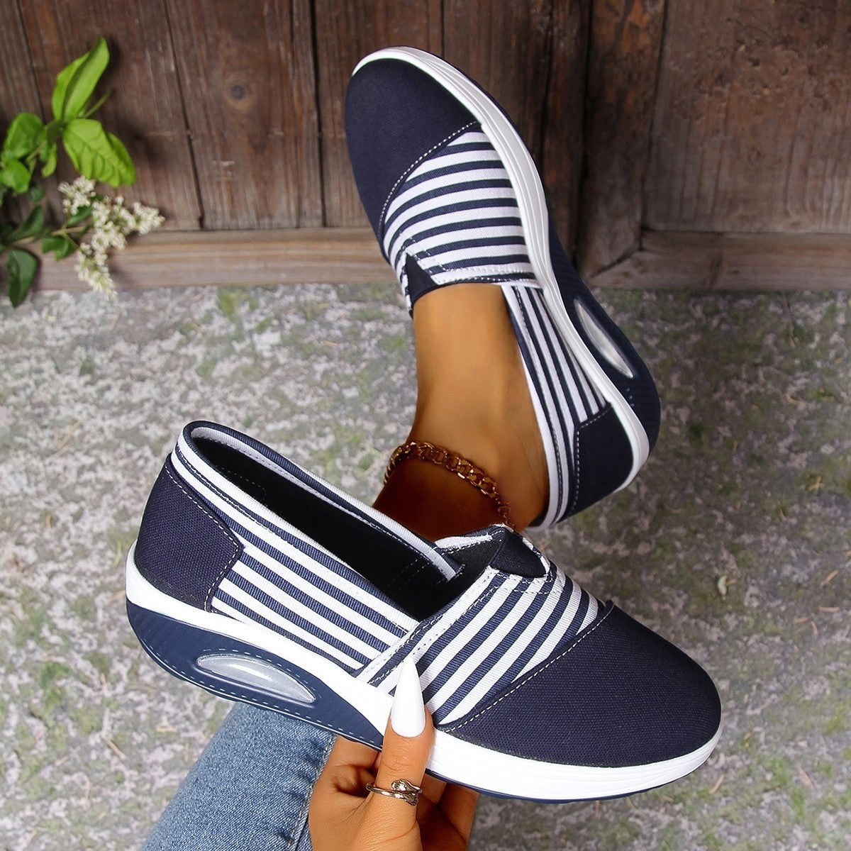 Striped Canvas Casual Round Head Comfortable Lightweight Women's Shoes