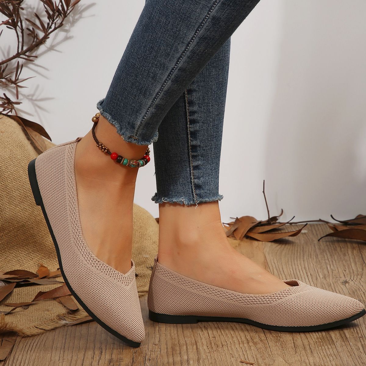 Oversized Shoes Female Pointed Flyknit