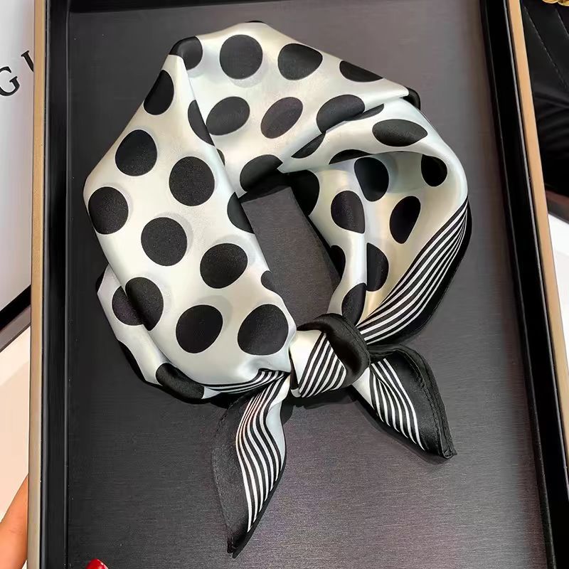 High-end Ladies' Small Square Handkerchief